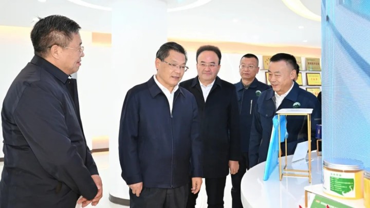 任振鹤在武威调研时强调：推进重大项目建设 壮大特色产业集群 厚植绿色发展底色 不断培育高质量发展的新动能新优势